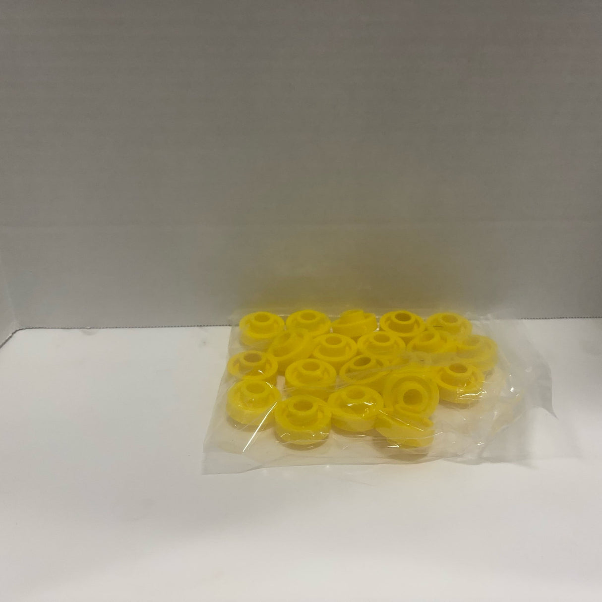 Ambaflex - 01310303SKU- Spacer POM yellow x 20 - New