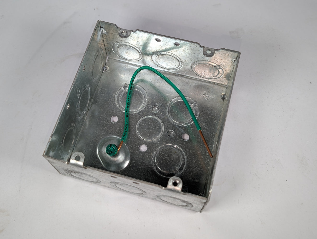 Hubbel - 30 Amp Disconnect Switch with 4" Enclosure - HBL7810D - New - Big Liquidators