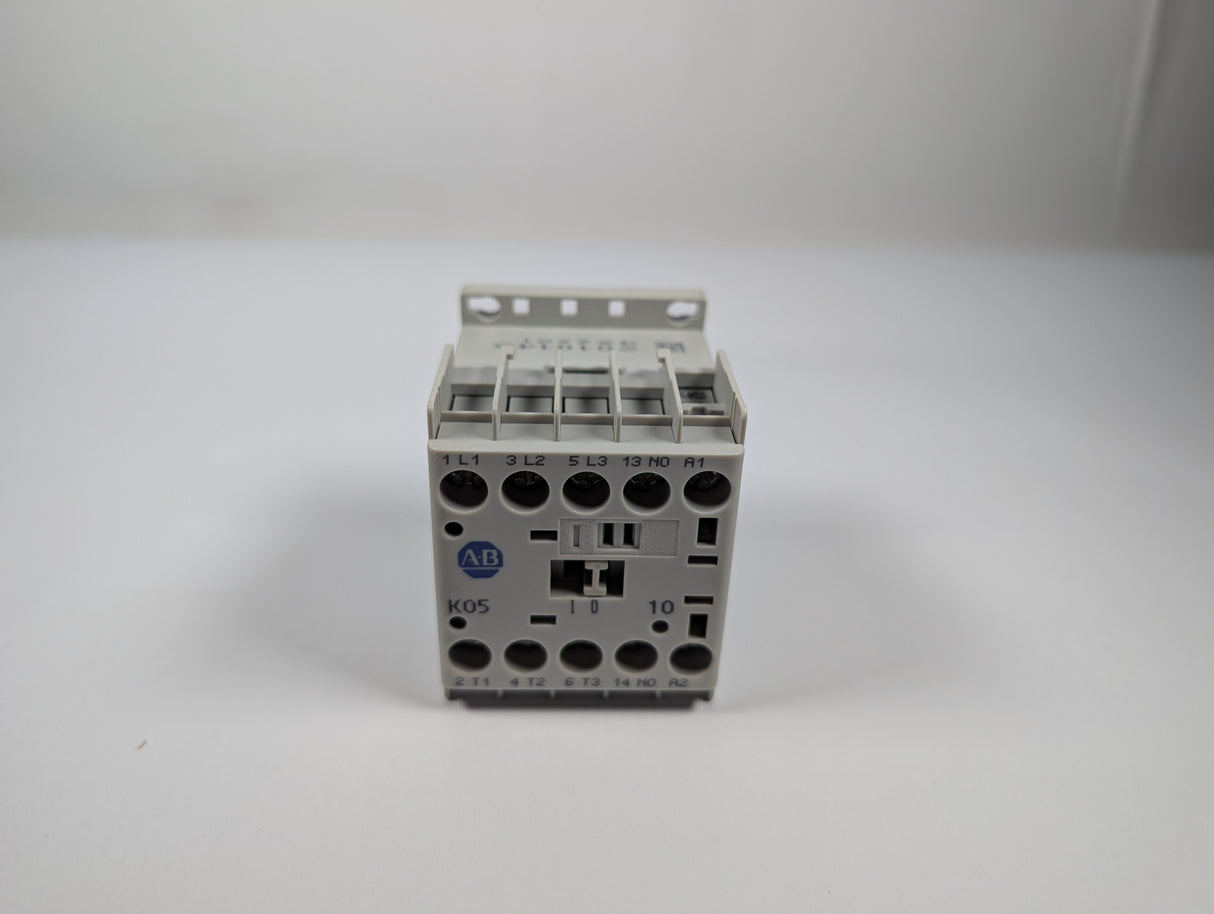 Allen Bradley - Mini Contactor - 100 - K05D10 - New - Big Liquidators