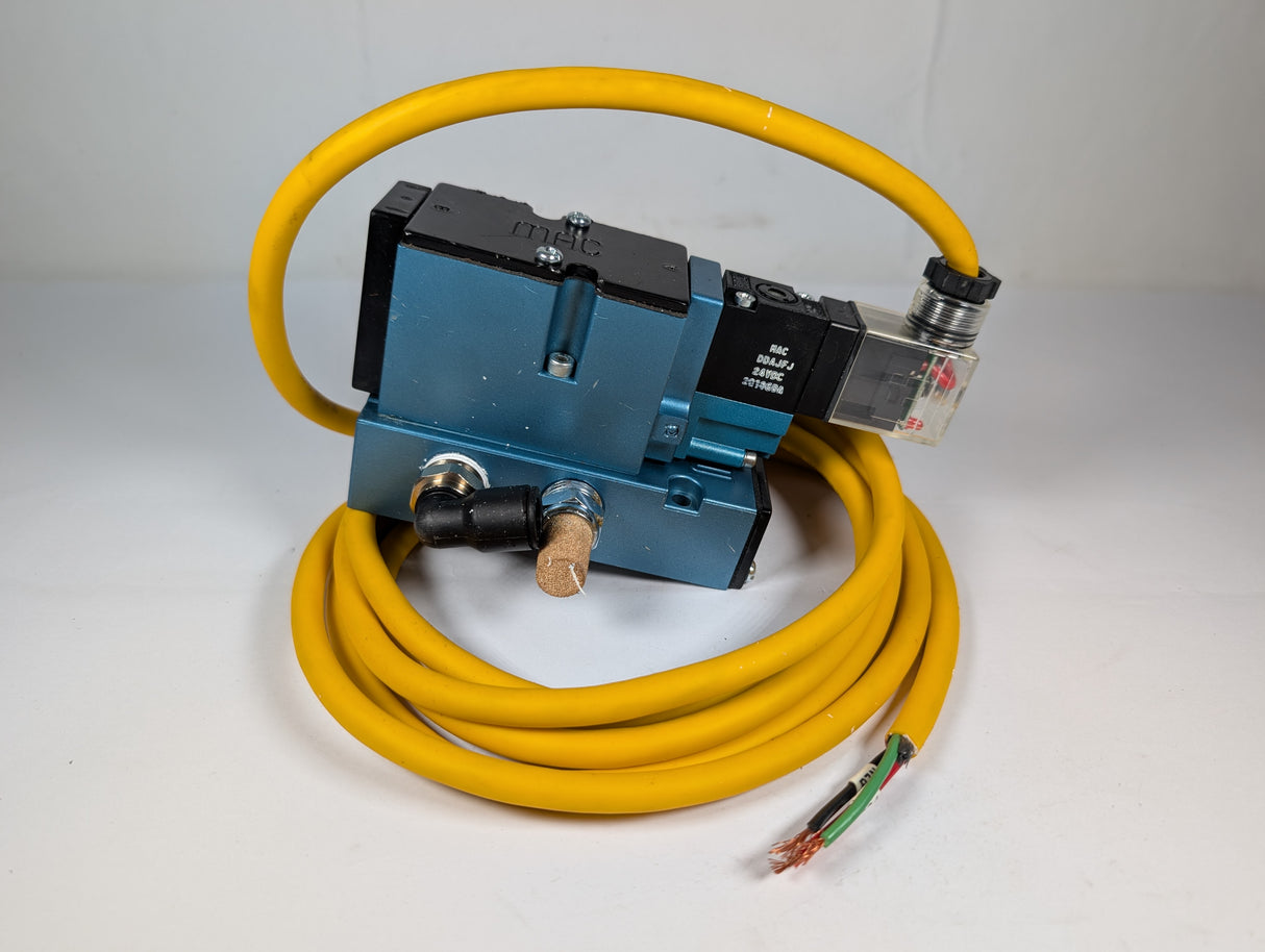 Mac Valves - 24V Solenoid Valve - 82A - AB - CAA - TM - DDAJ - 1JD= - Used - Big Liquidators