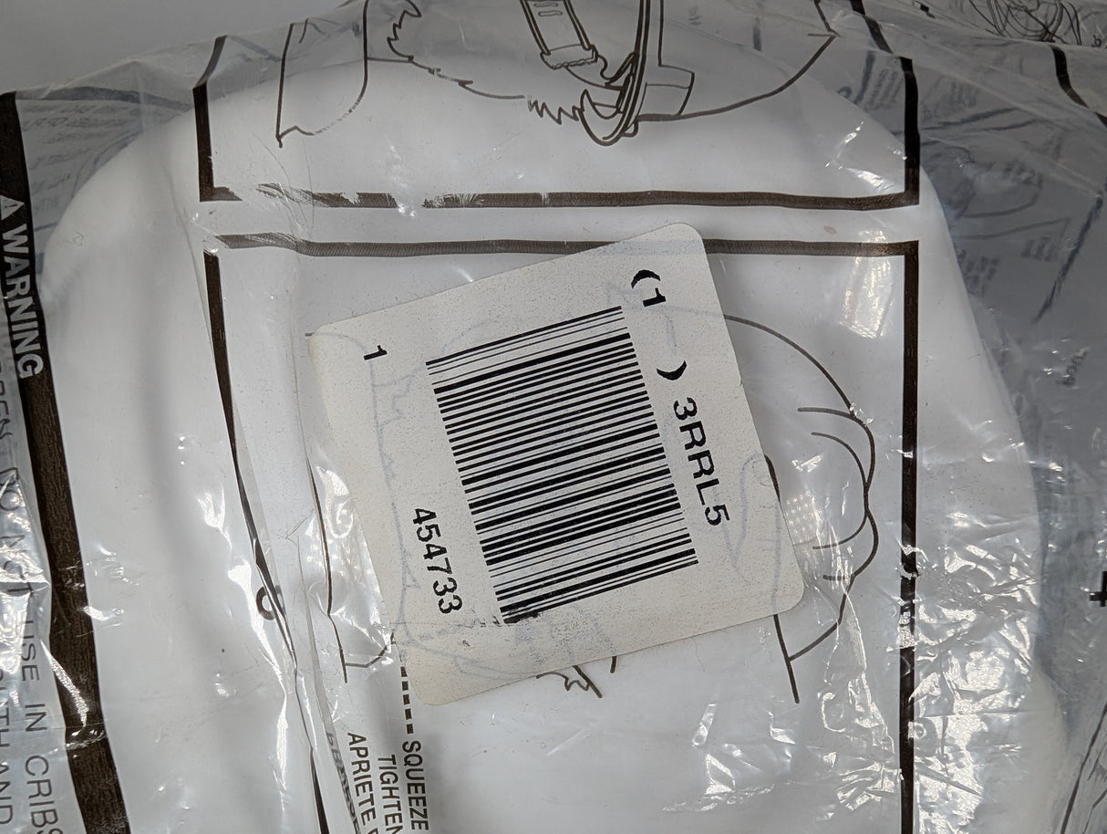 MSA - White Hard Hat with Pin lock Adjustment - 3RRL5 - New - Big Liquidators