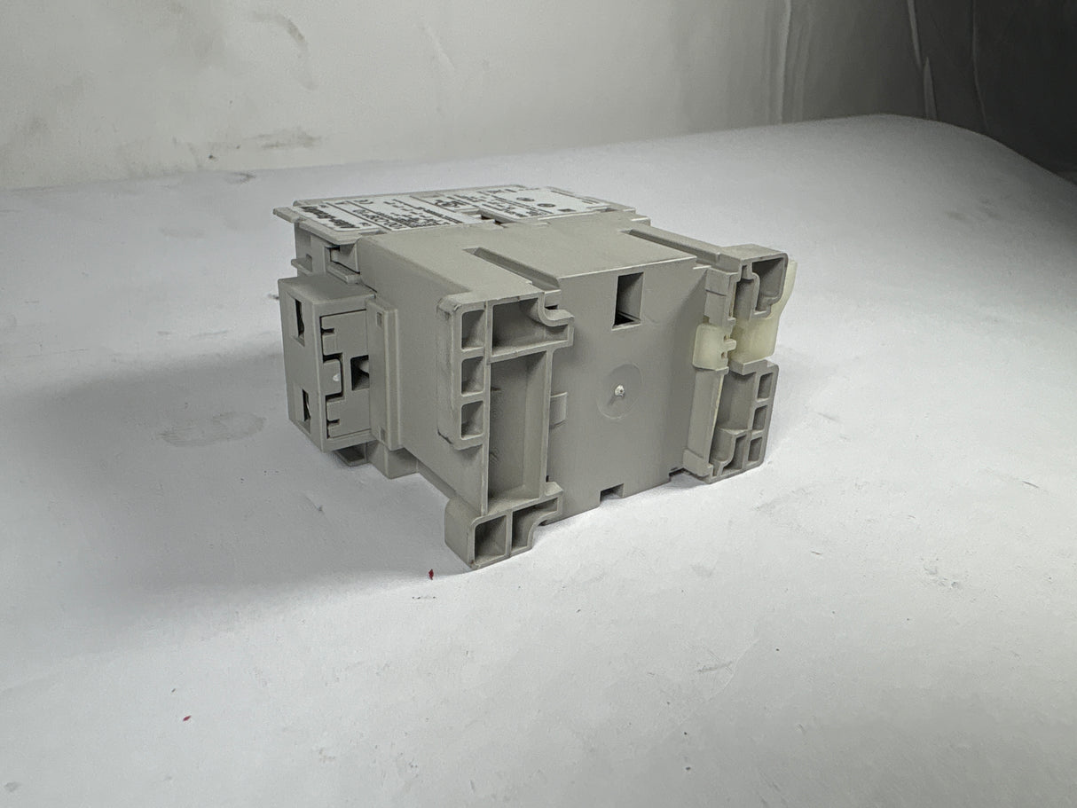 Allen Bradley - 9 AMP, 110V Contactor - 100 - C09D10 - New - Big Liquidators