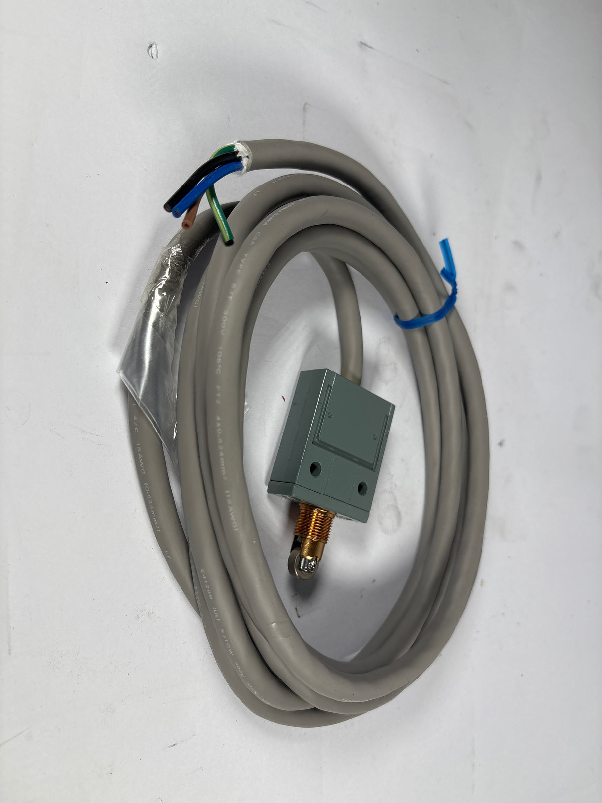 Allen Bradley - Compact Limit Switch - 802B - CPADXSXC3 - New - Big Liquidators