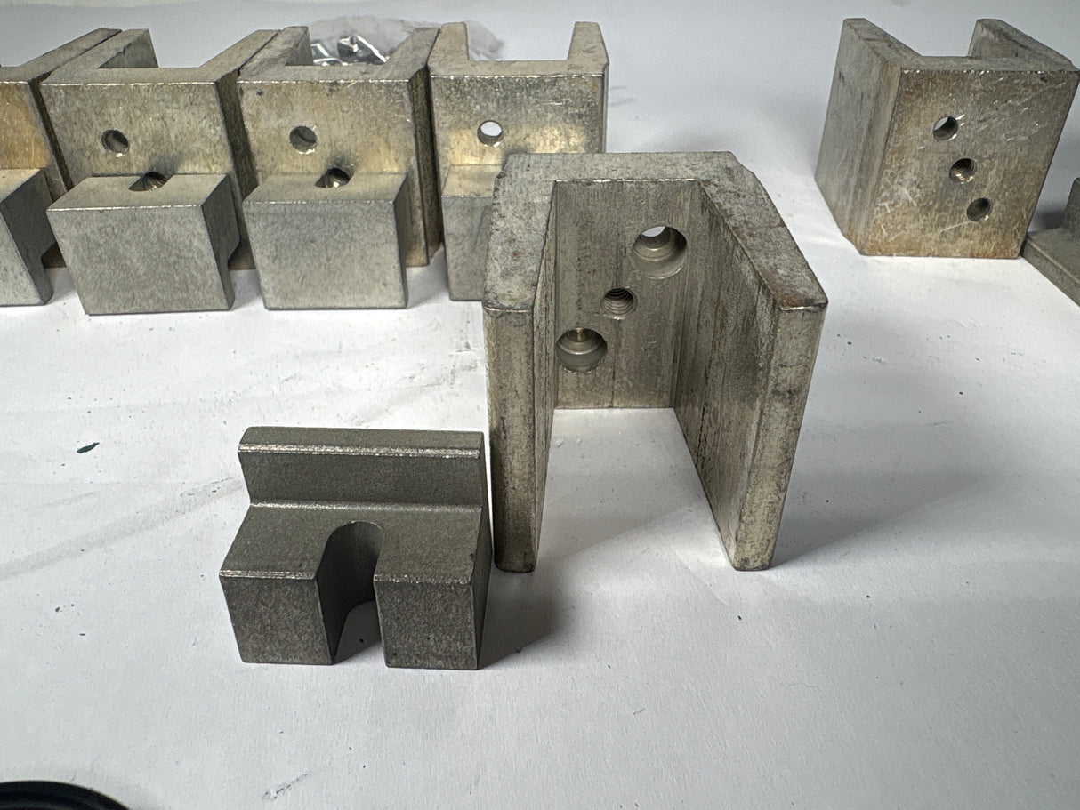 Allen Bradley - Fuse Clip Kit - 1401 - N46 - New - Big Liquidators