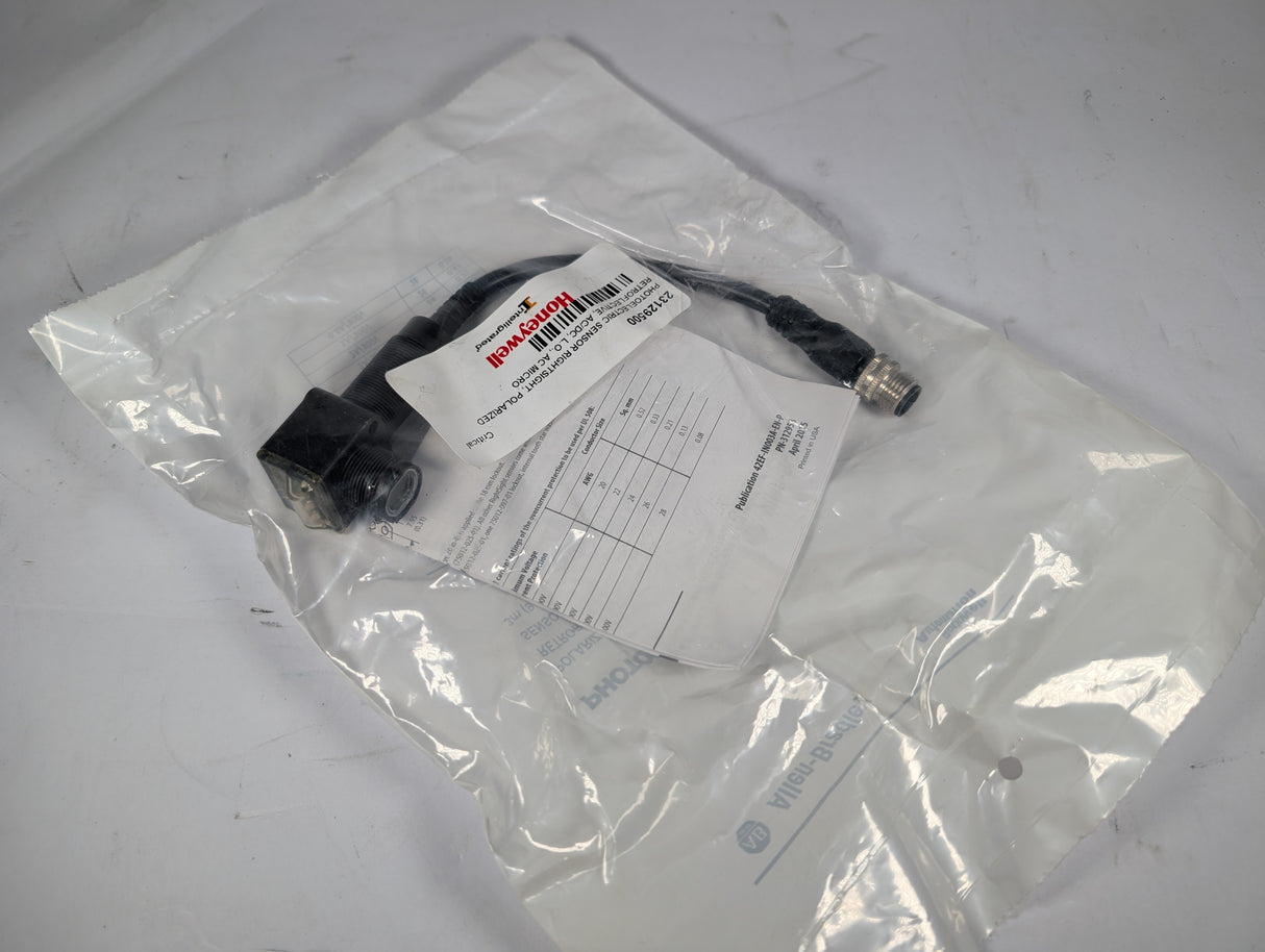Allen Bradley - RightSight PhotoSensor - 42EF - P2RJB - G4 - New - Big Liquidators