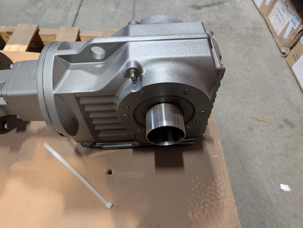 Sew - Eurodrive - 7.5 Hp Helical - Bevel Gearmotor - KT87/T AM213/215 DRN132S4 - New - Big Liquidators