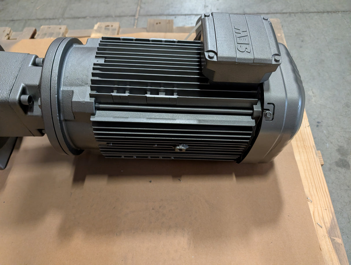 Sew - Eurodrive - 7.5 Hp Helical - Bevel Gearmotor - KT87/T AM213/215 DRN132S4 - New - Big Liquidators