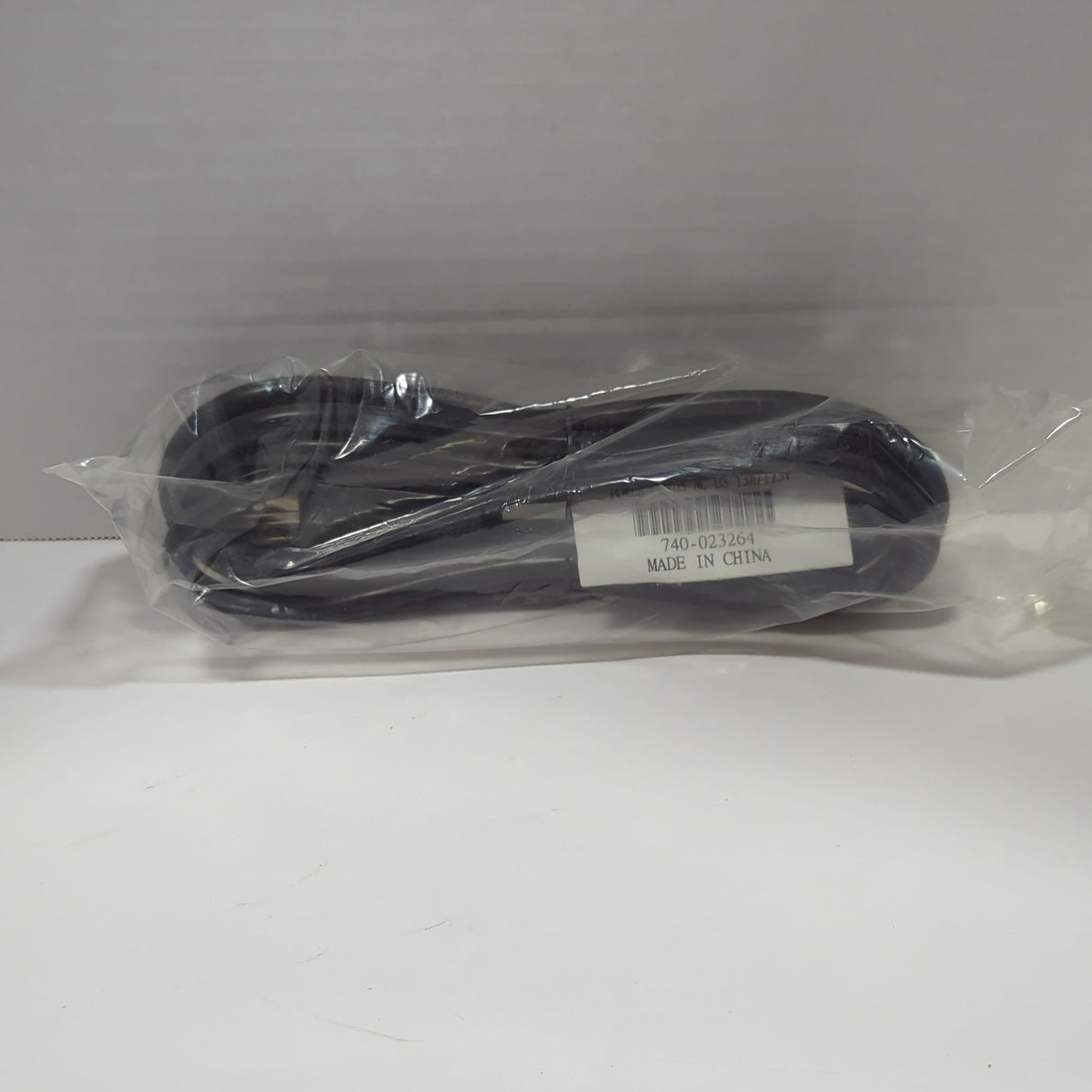 JUNIPER CBL-EX-PWR-C13-US - Power Cord - New