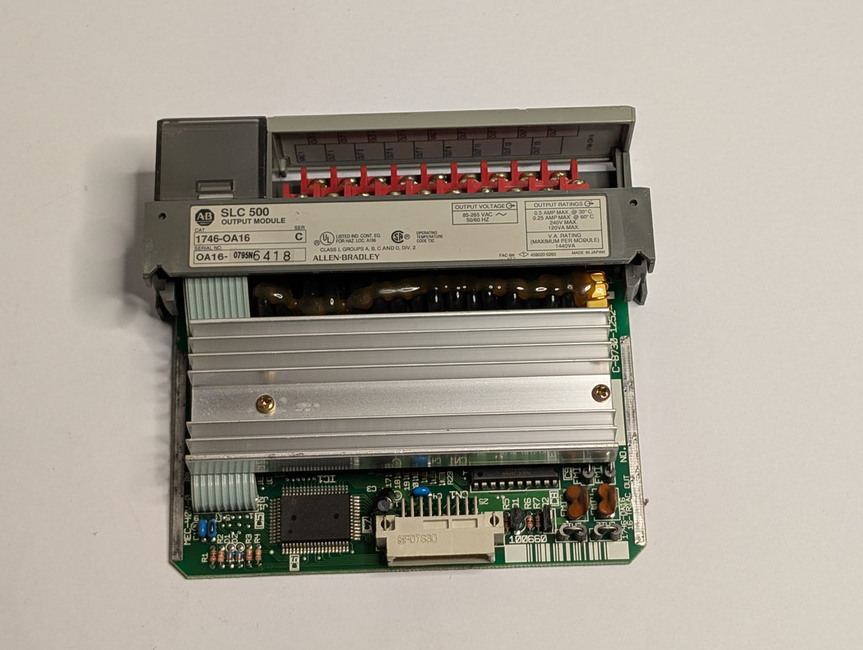 Allen Bradley - Discrete AC Output Module - SLC 500 1746 - OA16 - Used - Big Liquidators