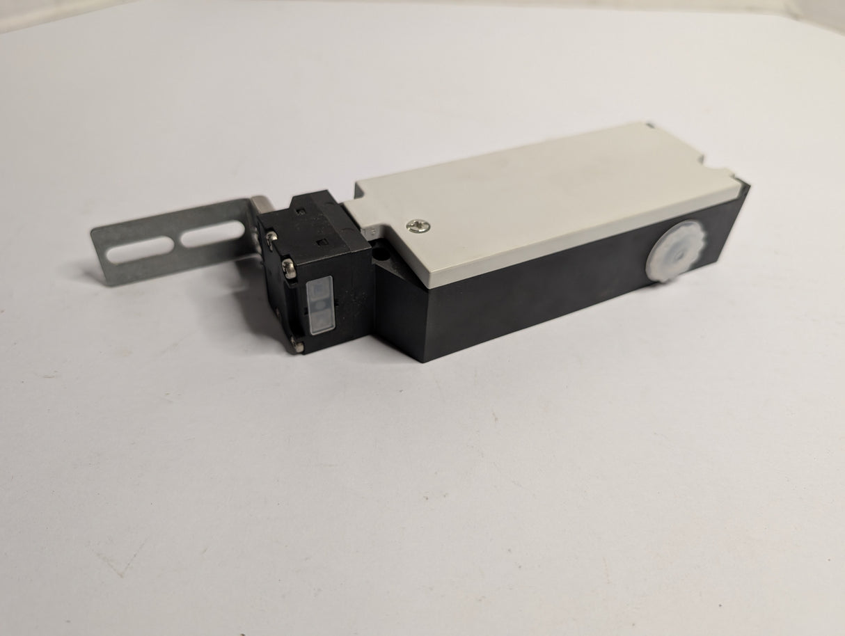 Rittal - Safety Interlock Switch - SZ2418 - Used - Big Liquidators