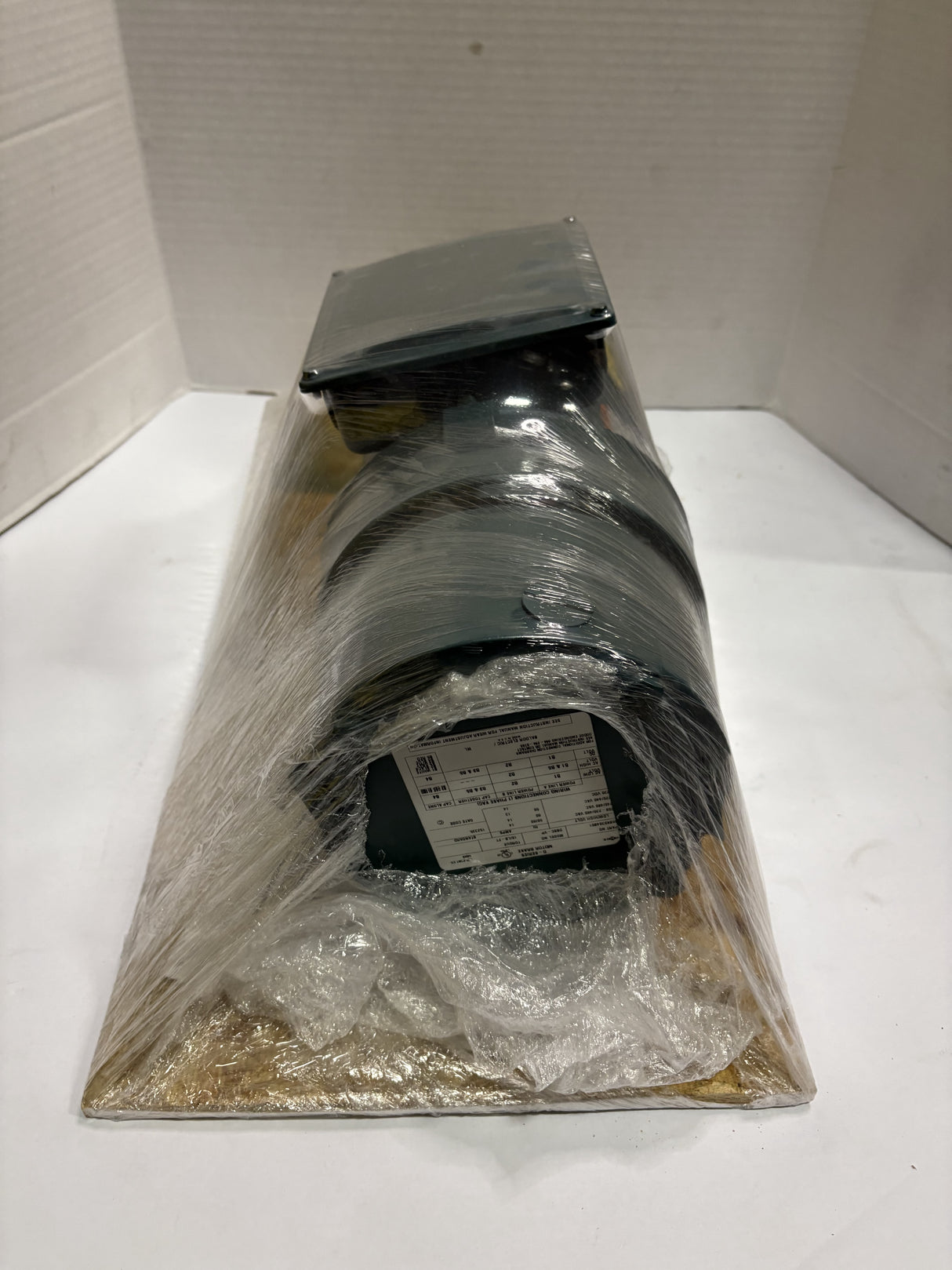 Baldor Reliance - 2 HP Electric Motor - VEBM3558T - D - New - Big Liquidators