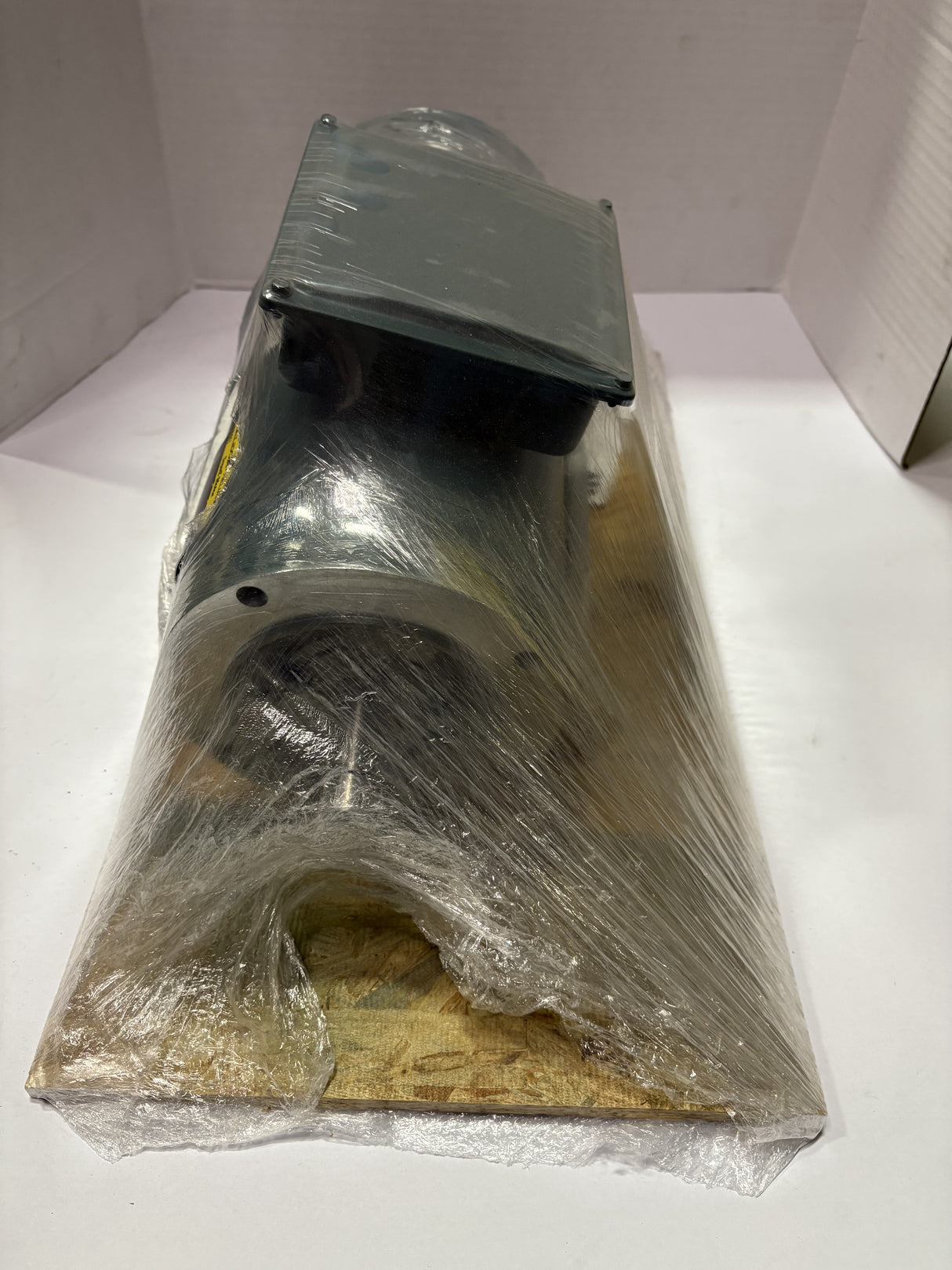 Baldor Reliance - 2 HP Electric Motor - VEBM3558T - D - New - Big Liquidators