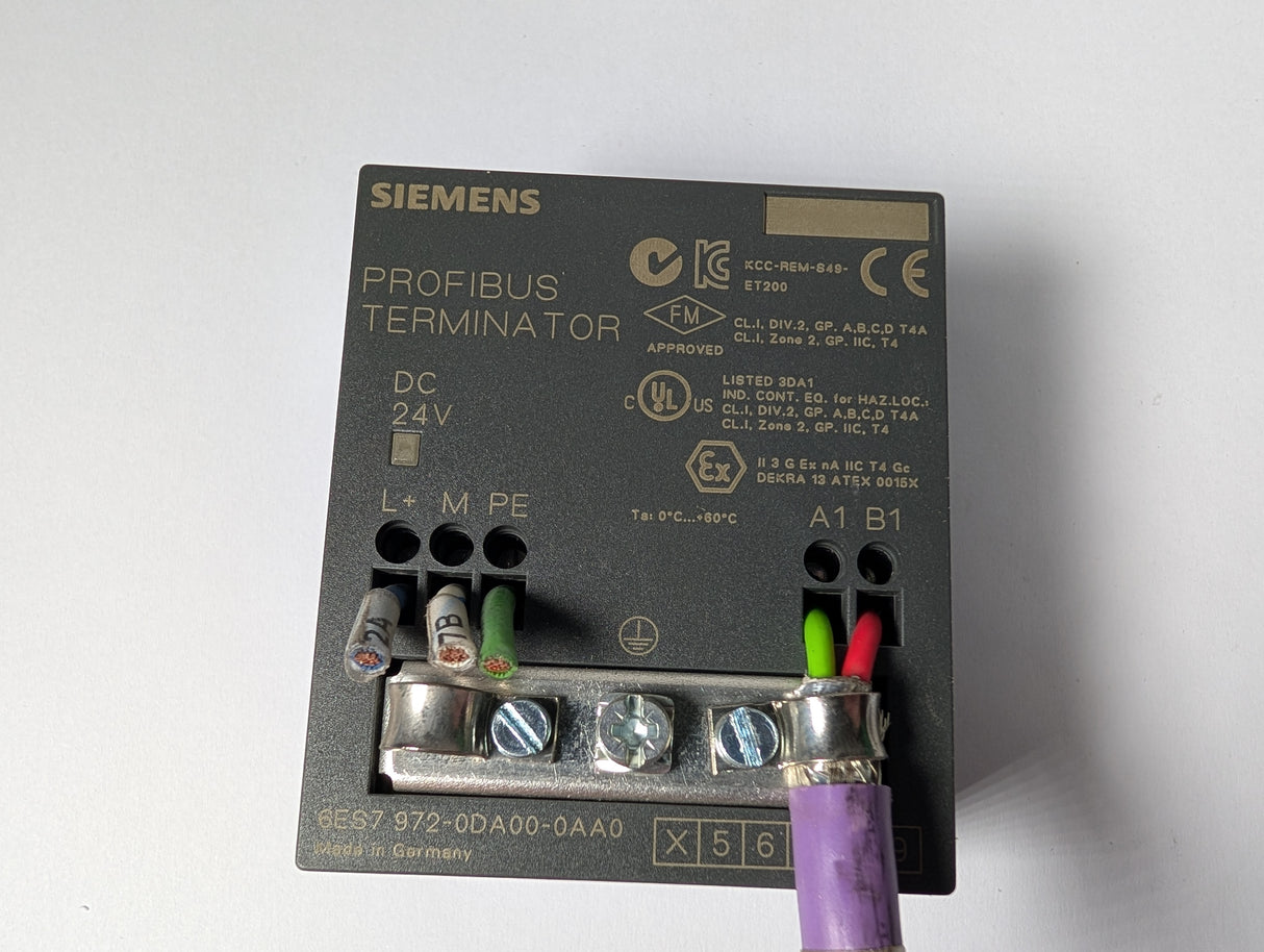 Seimens - Terminating Resistor - 6ES7 972 - 0DA00 - 0AA0 - Used - Big Liquidators