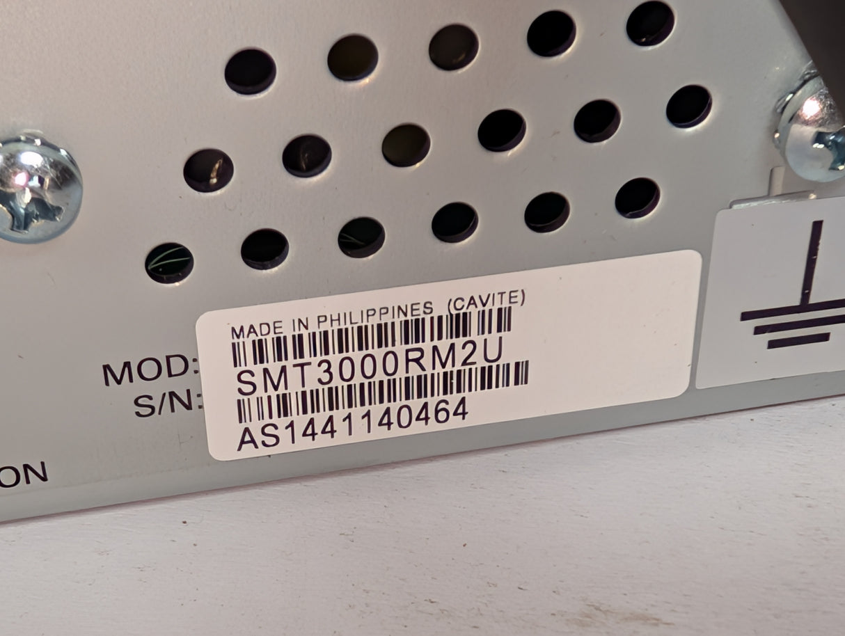 APC - 2700 Watt Smart UPS - SMT3000RM2U - Used - Big Liquidators