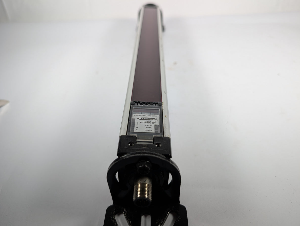 Banner - EZ - ARRAY Meausuring Light Curtain: Receiver - EA5R300NUXMODQ - Used - Big Liquidators