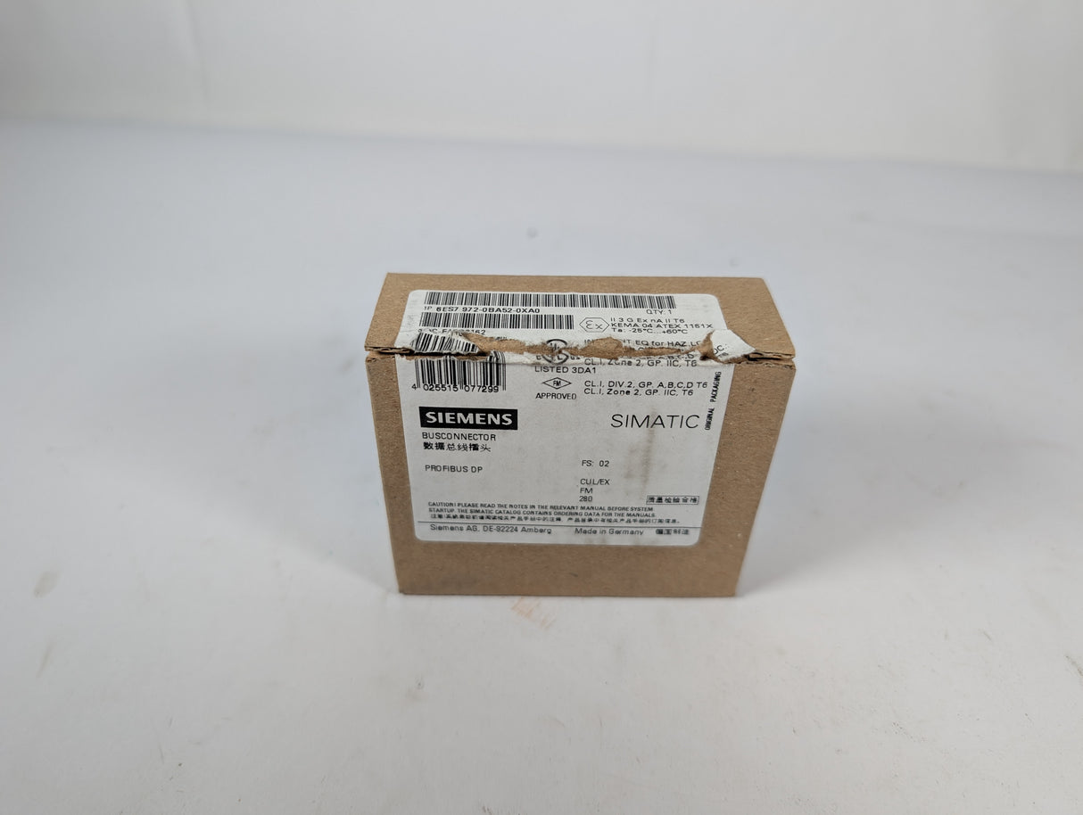 Siemens - PROFIBUS DP Connector - 6ES7 972 - 0BA52 - 0X0A - New - Big Liquidators