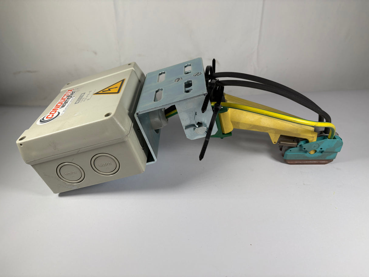 Conductix Wampfler - Current Collector Unit with Terminal Box - 083103 - 130023 - Used - Big Liquidators