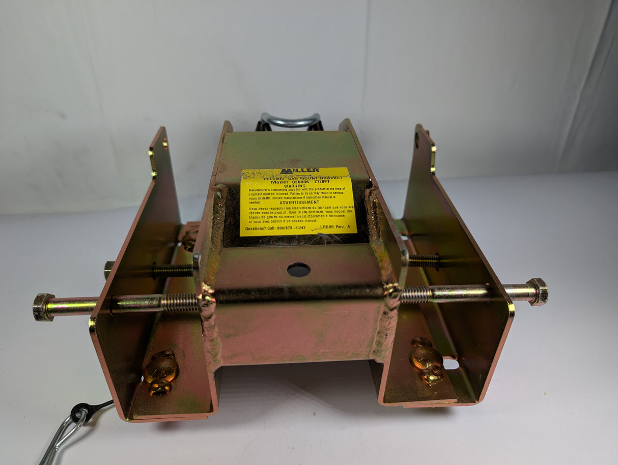 Miller - Cab Mount Bracket - 080006 - Z7/8FT - Used - Big Liquidators