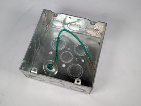 Hubbel - 30 Amp Disconnect Switch with 4" Enclosure - HBL7810D - New - Big Liquidators