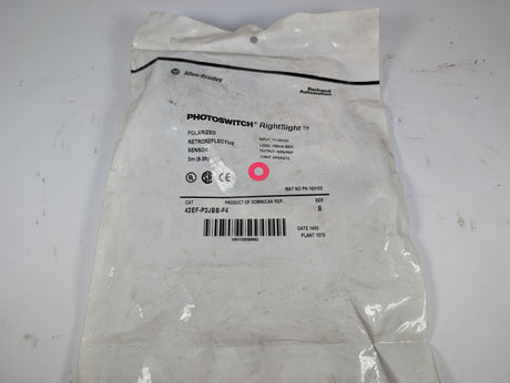 Allen Bradley - Polarized Retroreflective Sensor - 42EF - P2JBB - F4 - New - Big Liquidators