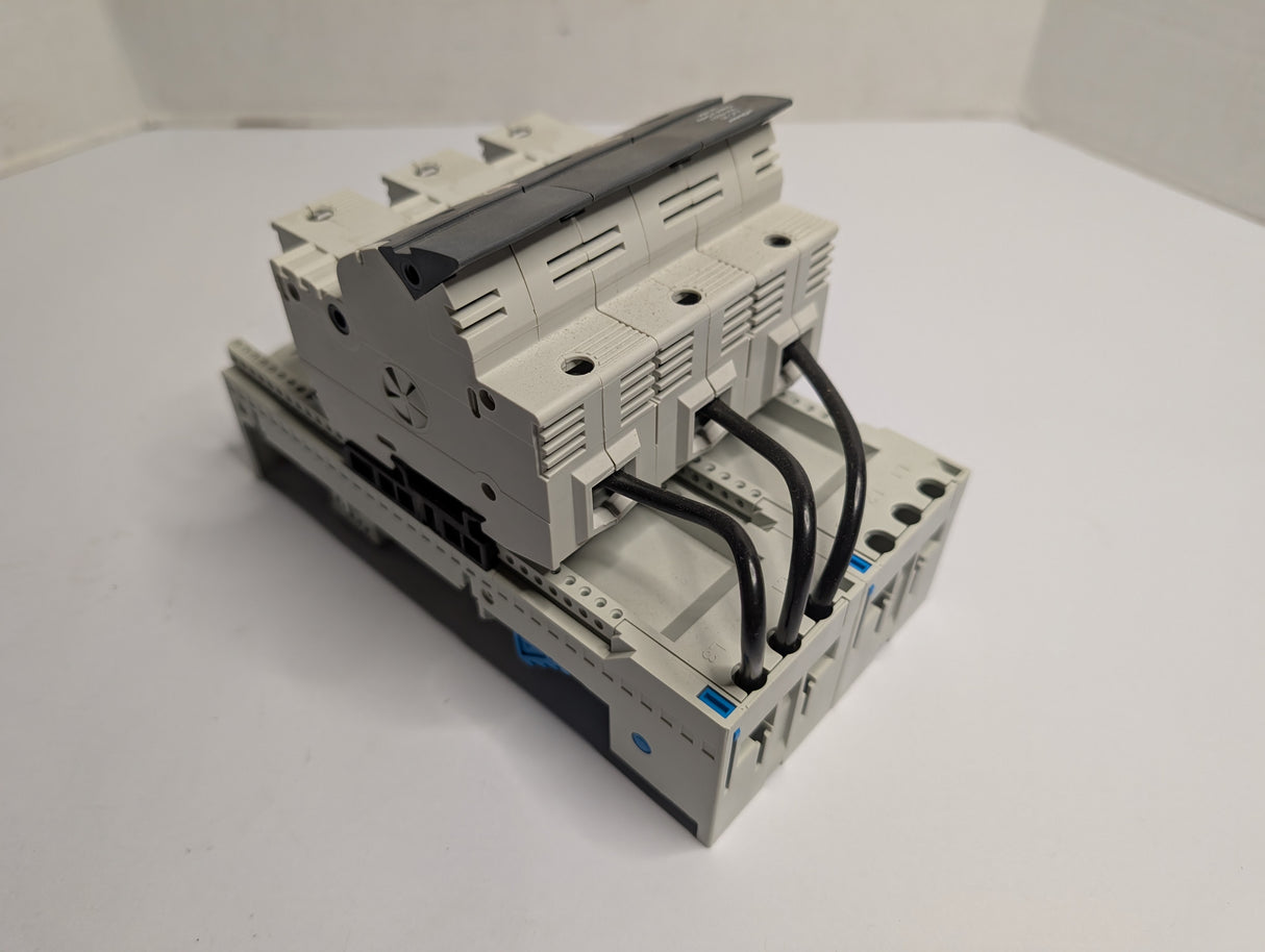 Wohner - 600V Fuse Holder - 31968 - New - Big Liquidators