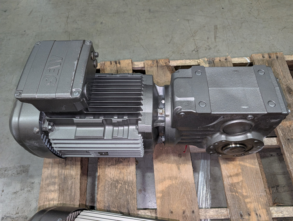 Sew - Eurodrive - 10 HP Helical Bevel Gearmotor - KA77/T DRN132M4 - Used - Big Liquidators