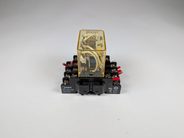 IDEC - 10 Amp Compact Power Relay with Relay Socket - RH4B - UL w/SH4B - 05 - Used - Big Liquidators