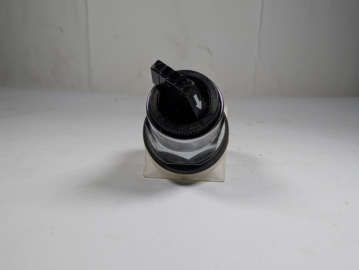 Schneider Electric - 10 AMP Selector Switch - 9001KS11BH13 - New - Big Liquidators